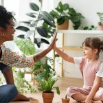 Garde d'enfant : ce que vous pouvez vraiment obtenir comme aides en 2026